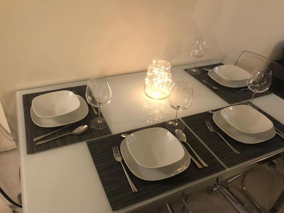 Stunning Apartment In Leeds- Financial District ลีดส์ ภายนอก รูปภาพ