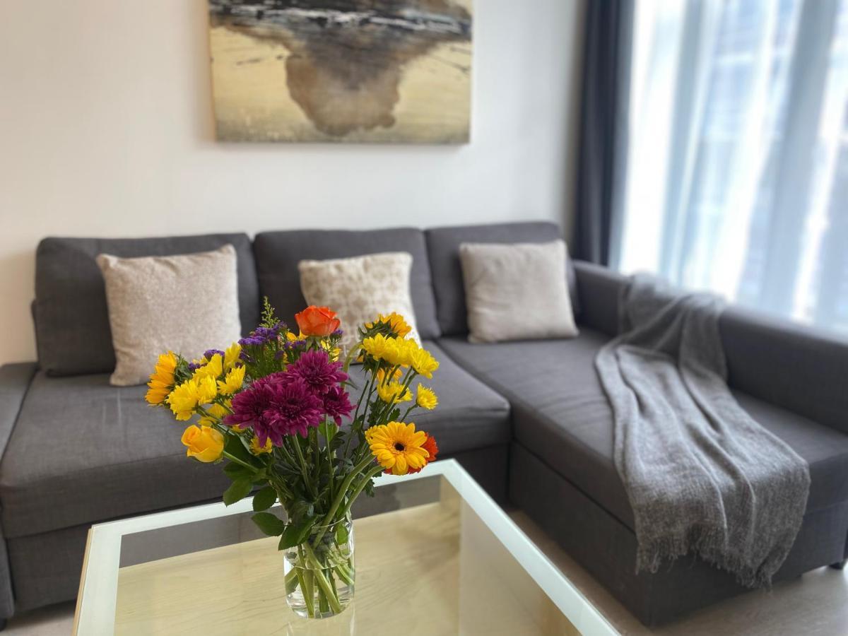 Stunning Apartment In Leeds- Financial District ลีดส์ ภายนอก รูปภาพ